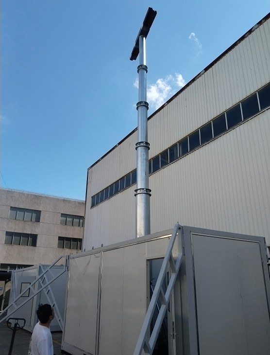 China Cell On Wheels Telecom Tower Telescoping 20m 600kg Payload factory