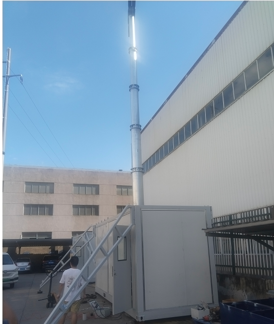 China Cell On Wheels Telecom Tower Telescoping 20m 600kg Payload suppliers