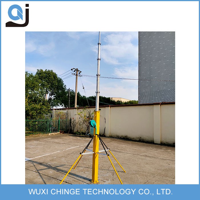 Portable Telescoping Antenna Mast
